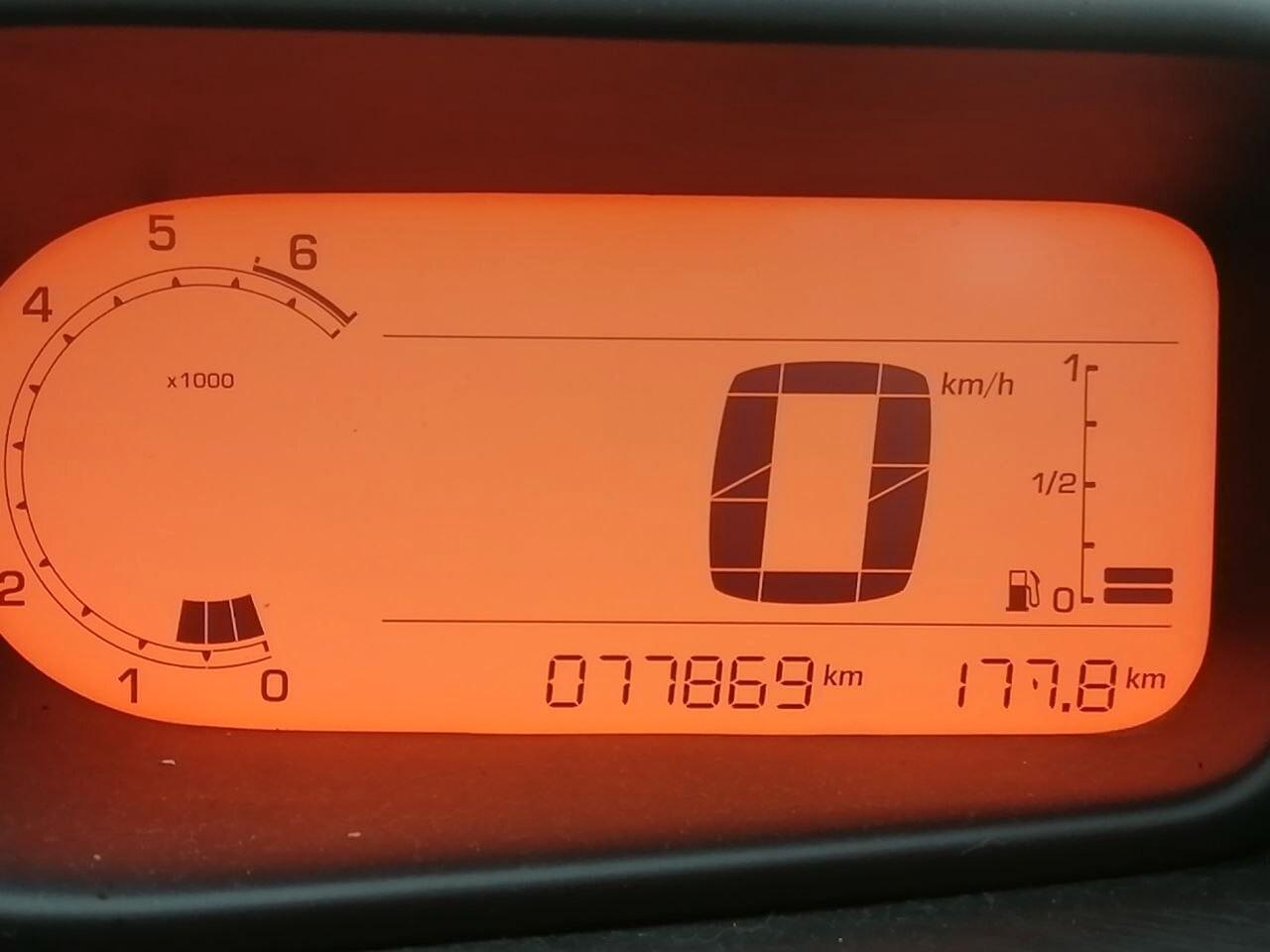 Citroen C3 Picasso 1.4 VTi 95 Benzina/GPL Motore da controllare