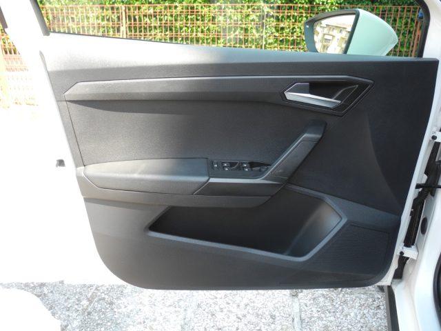 SEAT Arona 1.0 EcoTSI 110cv DSG Style autom. -Ok NEOPATENTATI
