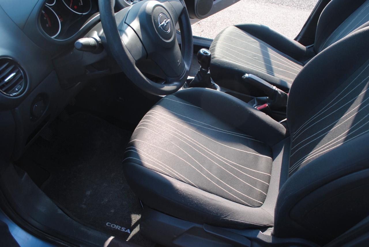 OPEL CORSA 1.2 80 CV OK NEOPATENTATI