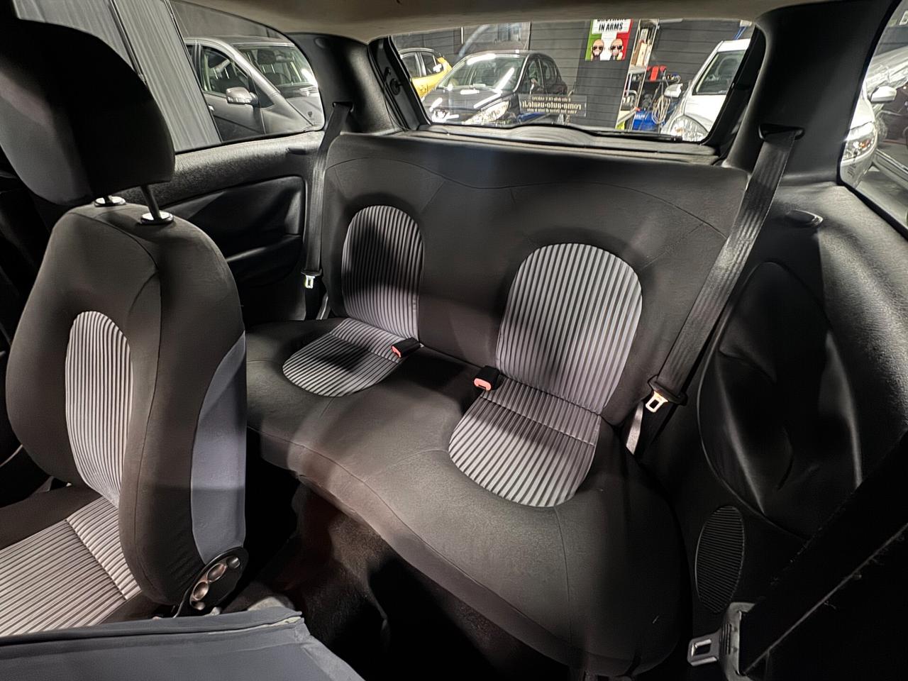 Lancia Ypsilon 1.2 Oro Neopatentati