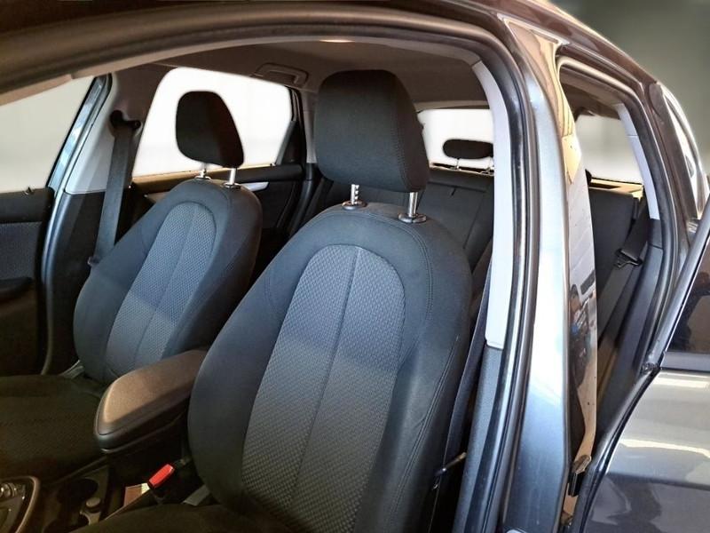 BMW 225 e ACTIVE TOURER iPerformance Business autom.