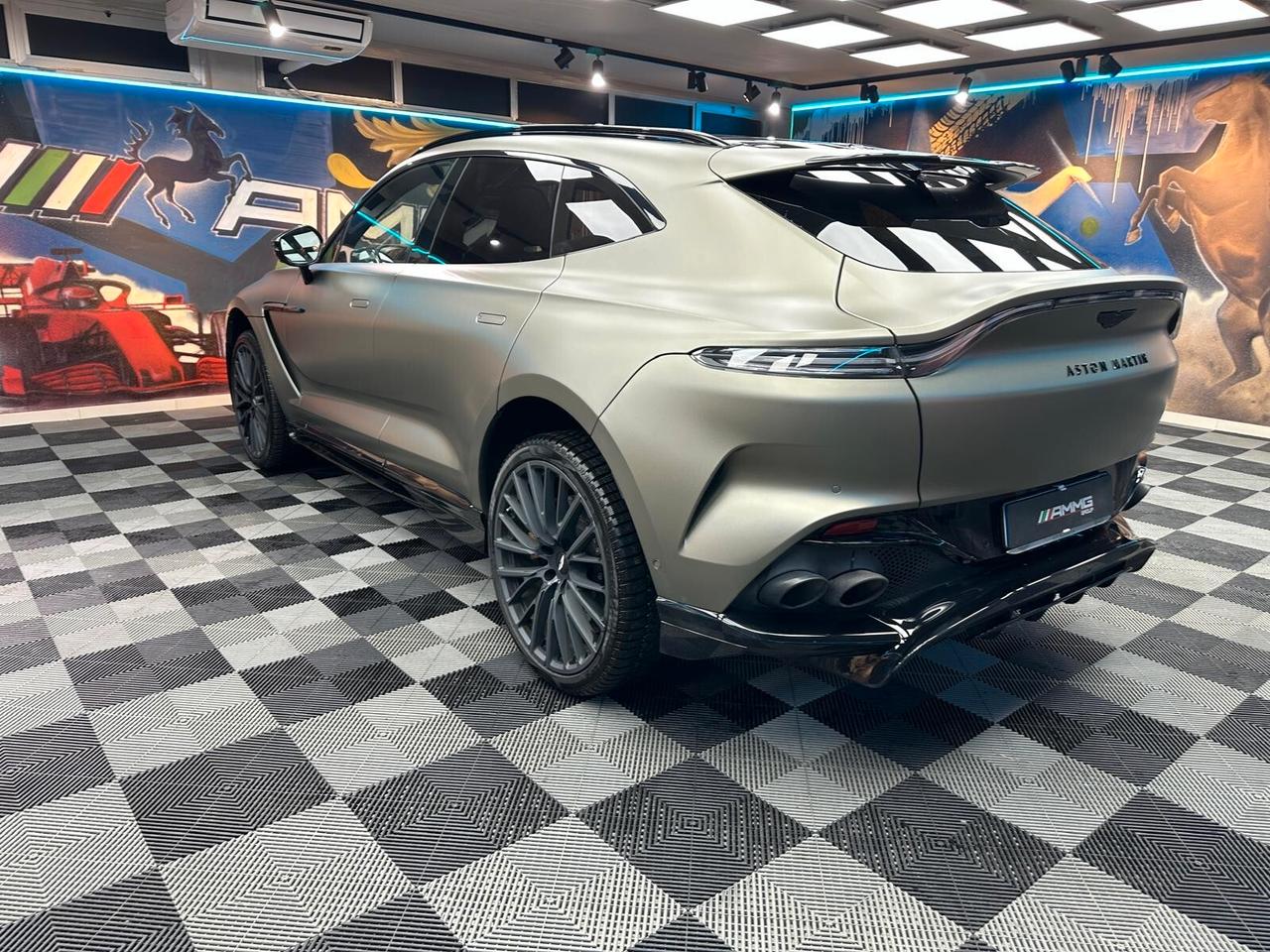 Aston Martin DBX DBX707 (333)