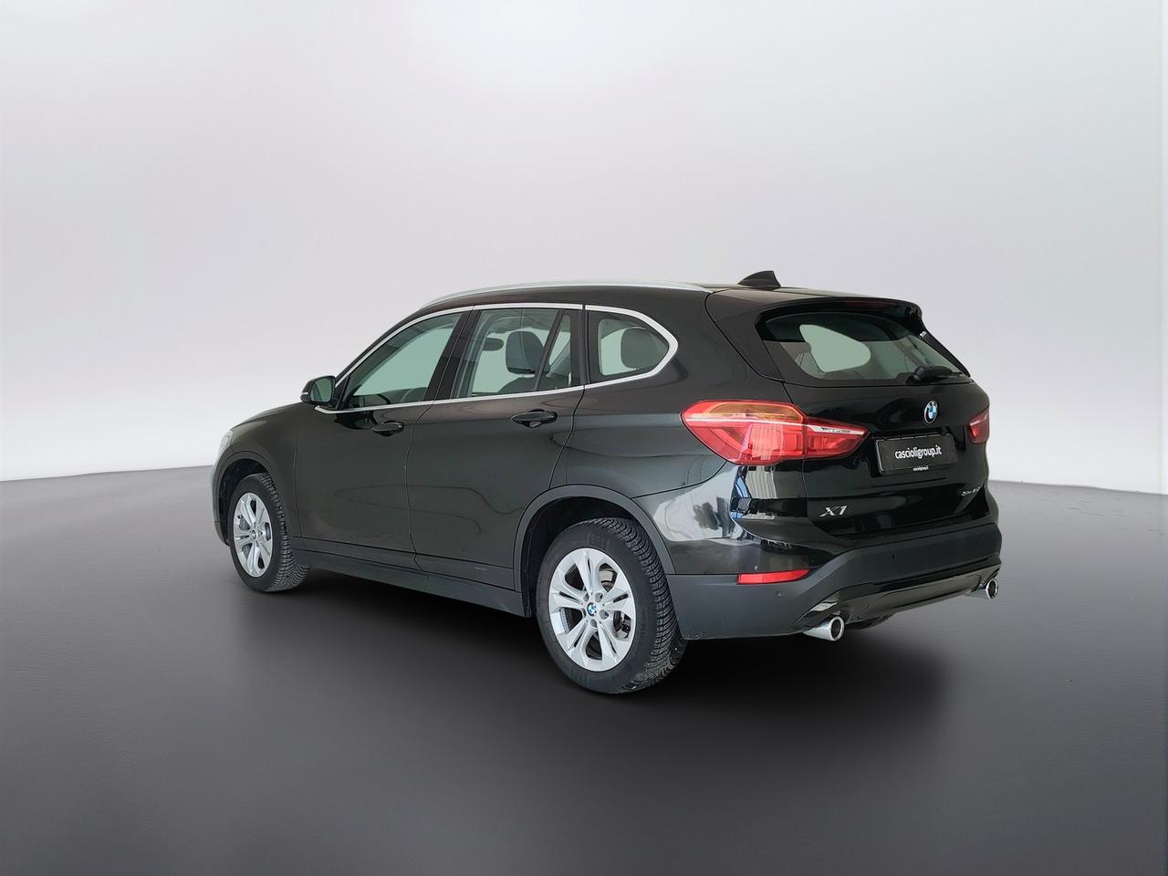 BMW X1 F48 2019 - X1 sdrive18d Advantage