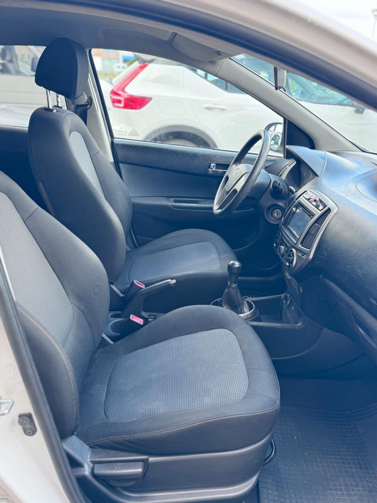 Hyundai i20 1.2 5p. GPL