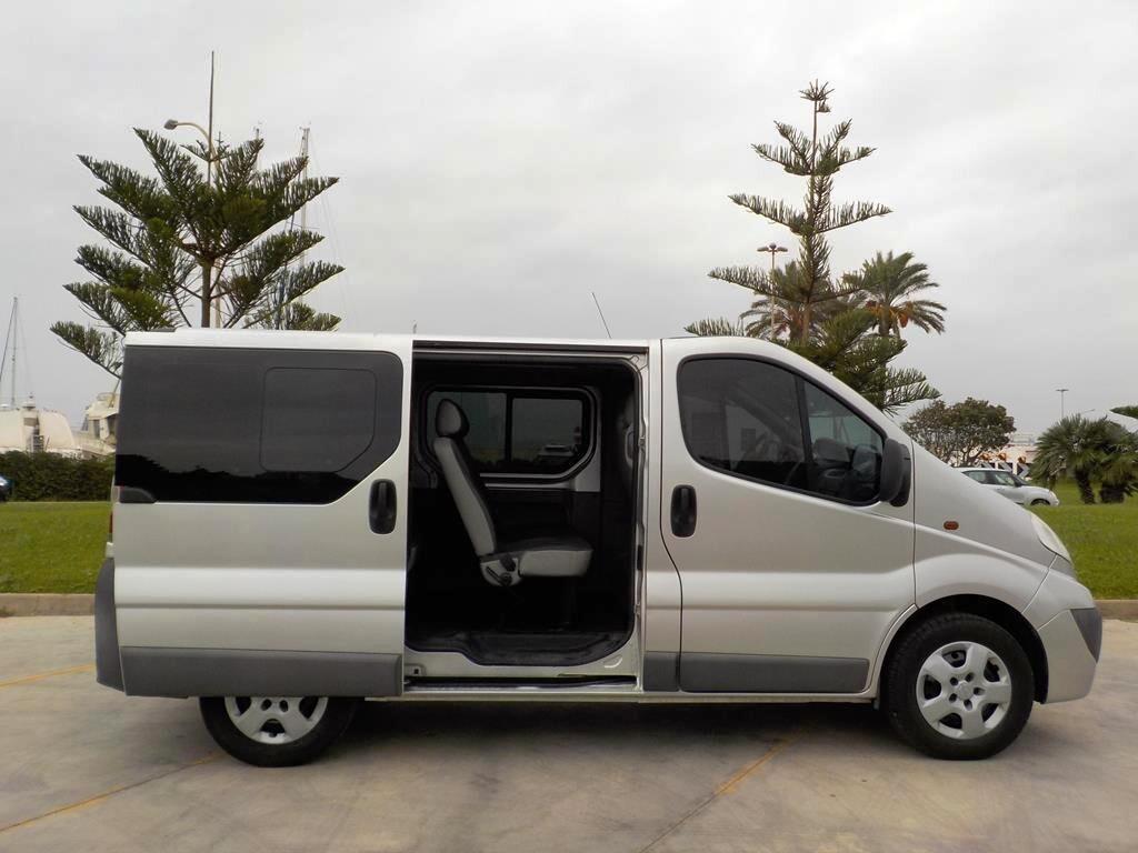 Opel Vivaro 27 2.0 CDTI PC-TN Combi 9 posti