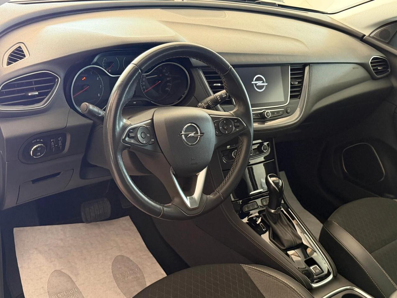 Opel Grandland 1.5 DIESEL 130 cv. Eat8 ELEGANCE (Nav)