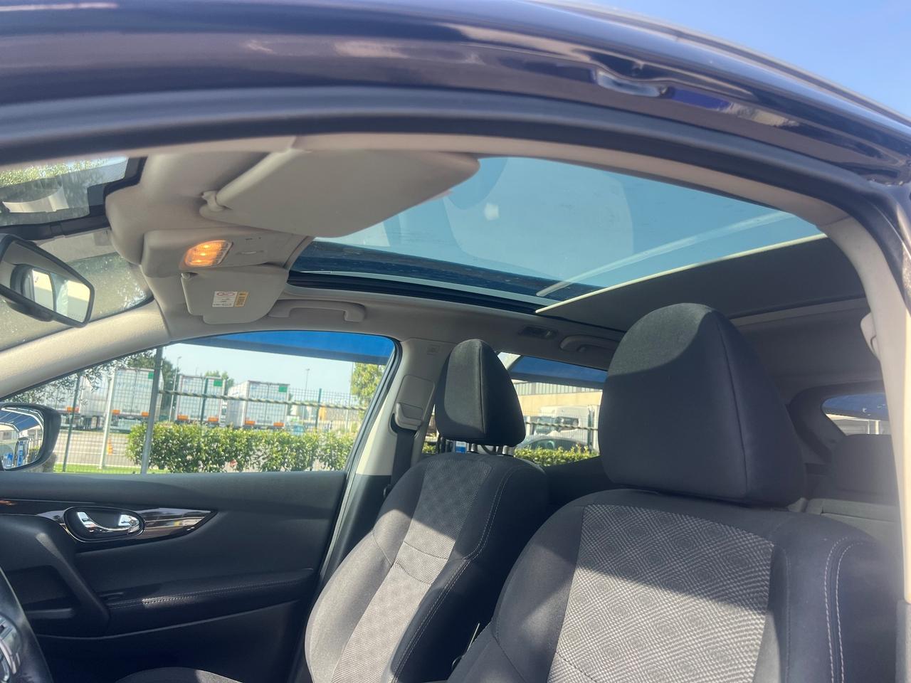 Nissan Qashqai 1.2 DIG-T Tekna 73 mila km