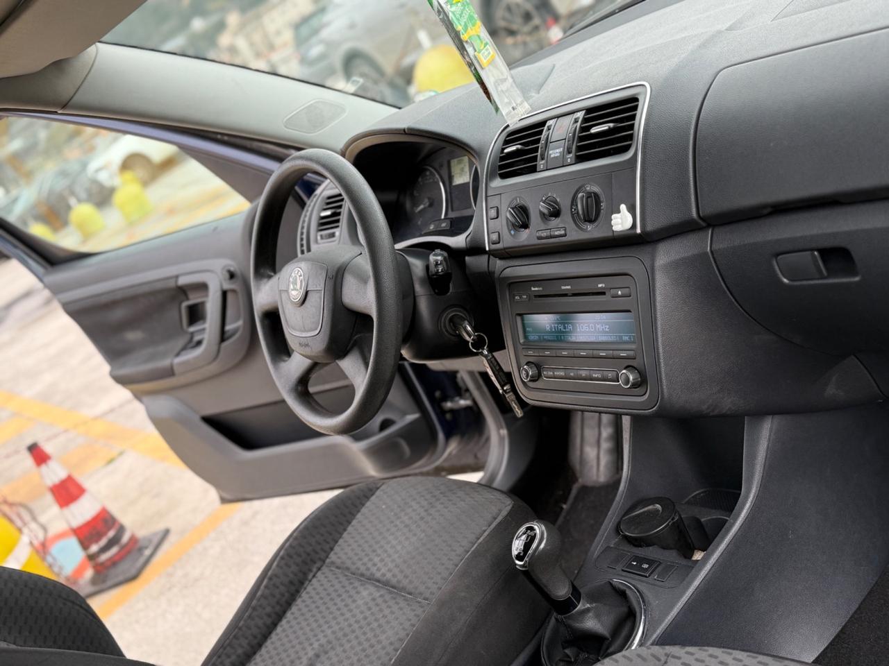 Skoda Roomster 1.2 TSI 86CV Ambition neopatentati 2011