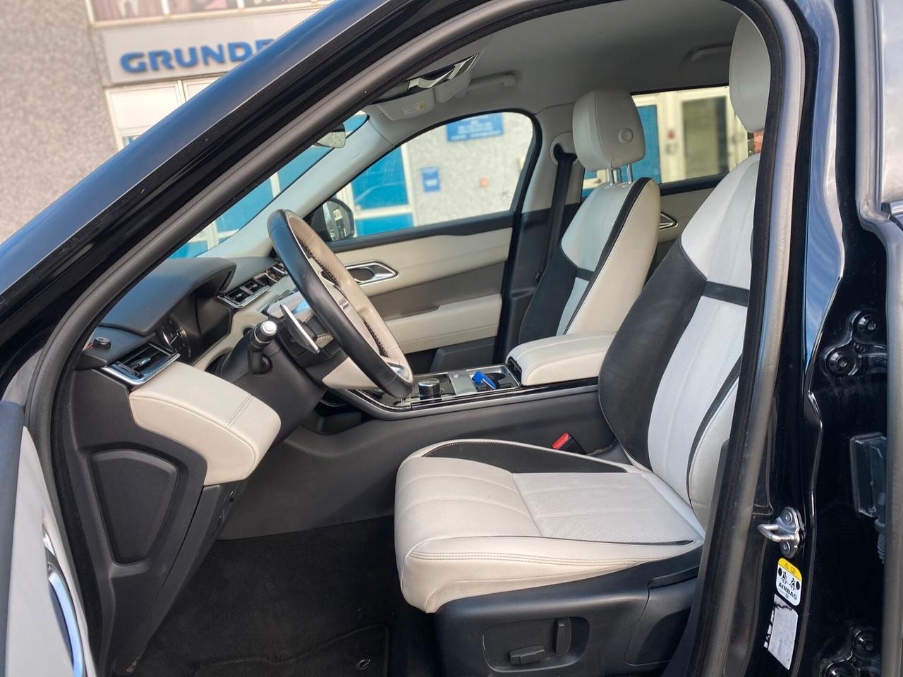 Land Rover Range Velar 2.0 TD4 180 CV R-Dynamic HSE