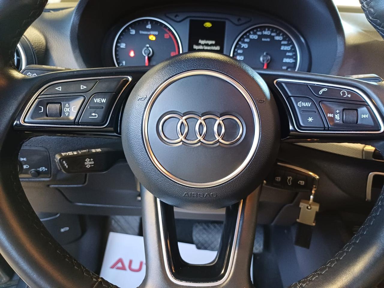 Audi Q2 30 TDI S tronic Business Sport