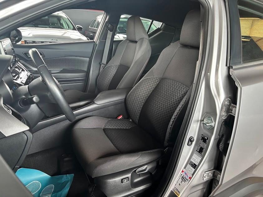Toyota C-HR 1.8 Hybrid E-CVT Business