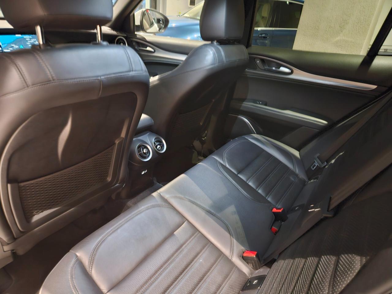 Alfa Romeo Stelvio 2.2d 210 CV AT8 Q4 Veloce IVA ESPOSTA