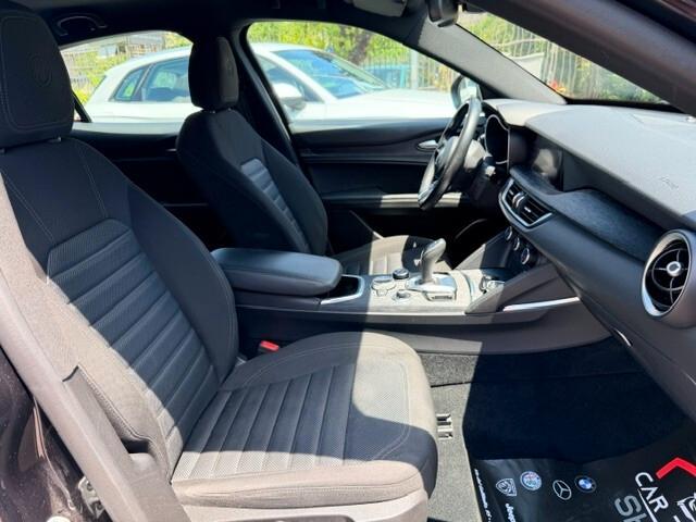 Alfa Romeo Stelvio 2.2 Turbodiesel 160 CV AT8 RWD Super Business