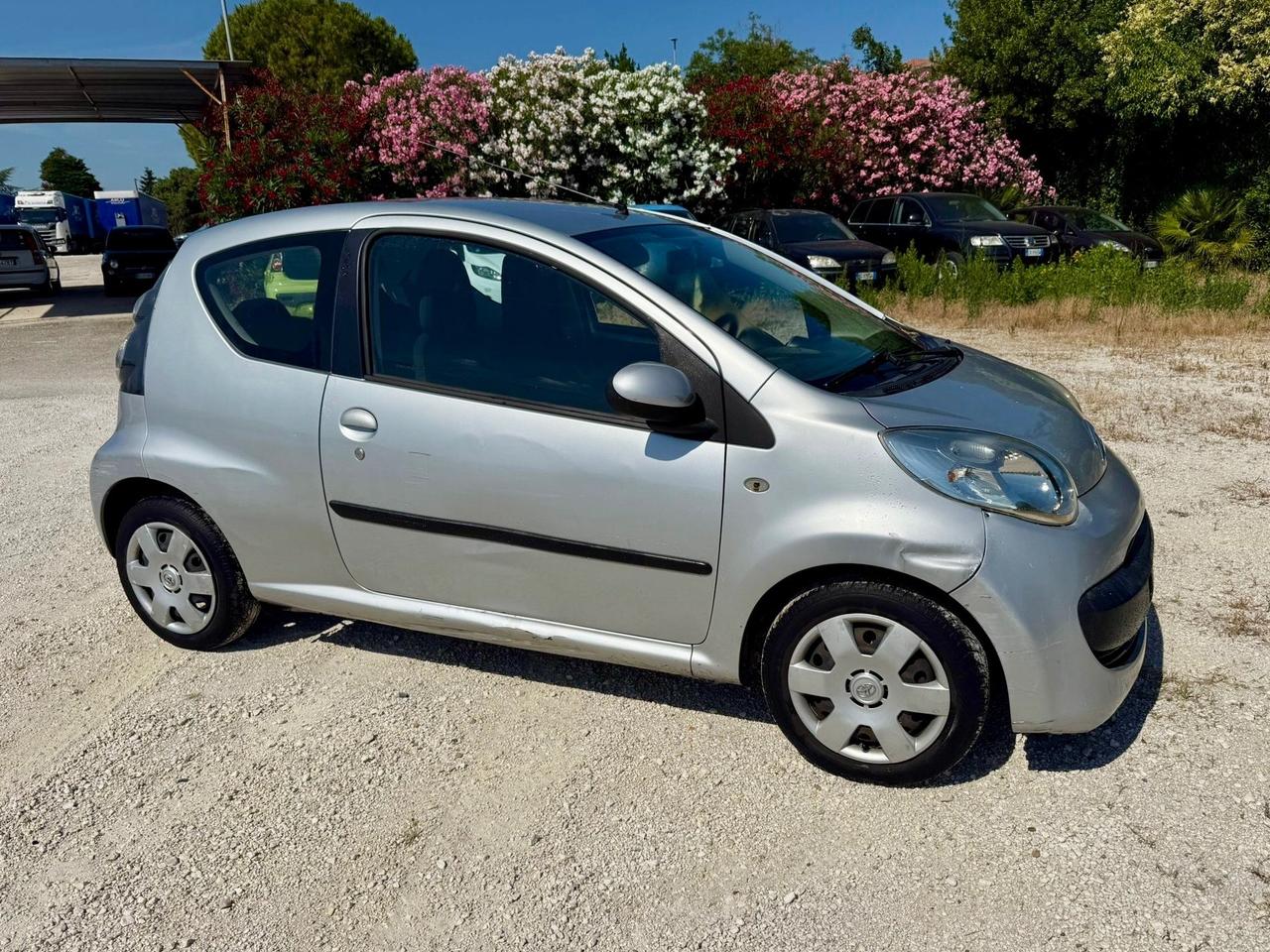 Citroen C1 1.0 benzina uniproprietà neopatentati