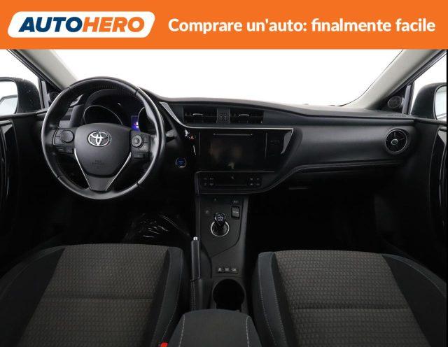 TOYOTA Auris 1.8 Hybrid Black Edition