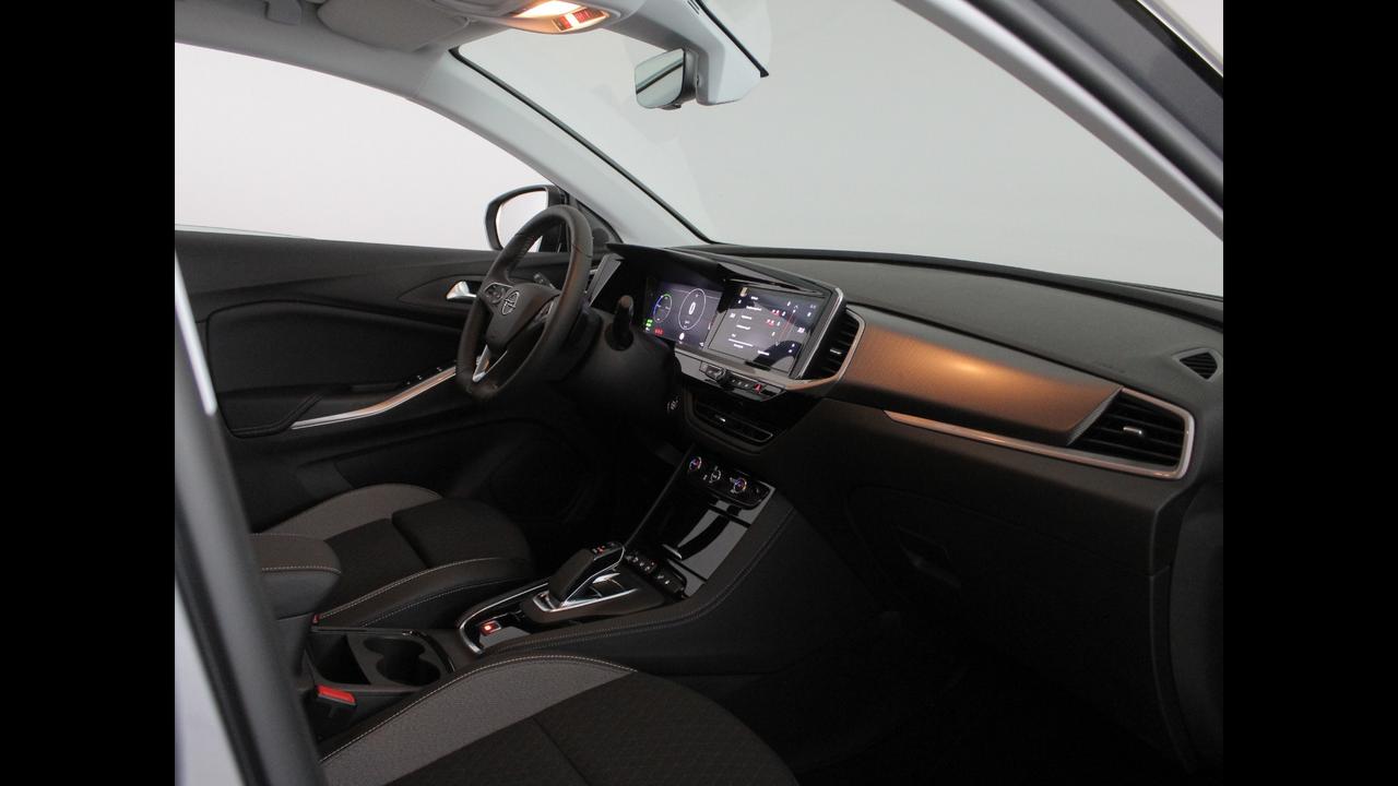 OPEL Grandland Gs 1.6 225cv PHEV