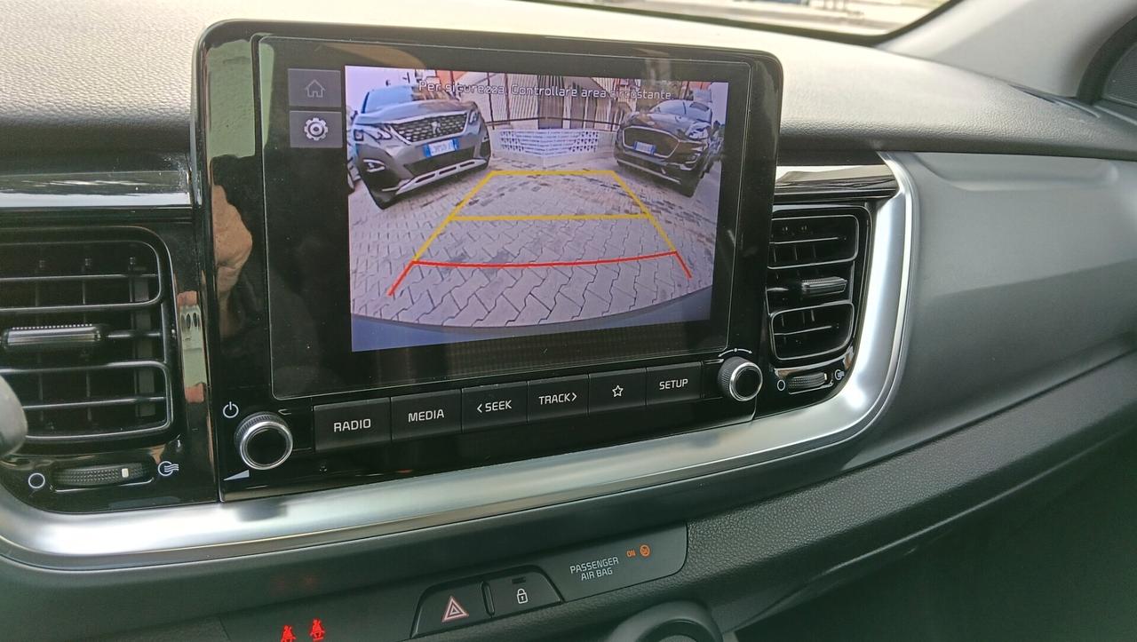 KIA STONIC 1.2 B/GPL-RETROC-KM 40.000