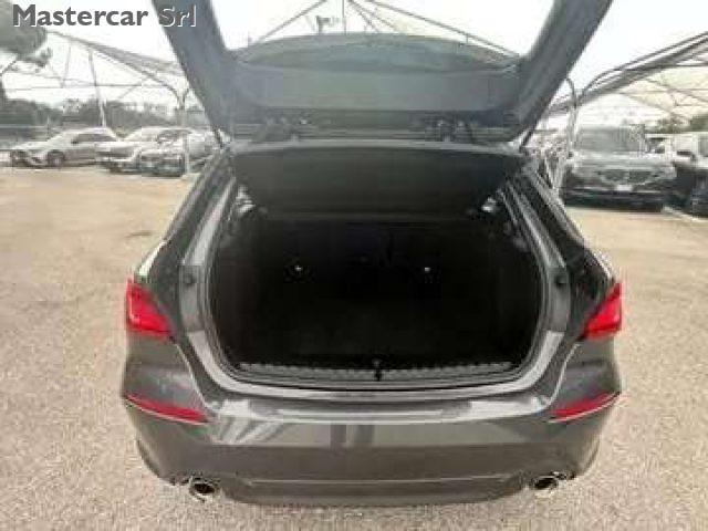 BMW 120 Serie 1 F40 120d xdrive Bus Adva auto GB628PB