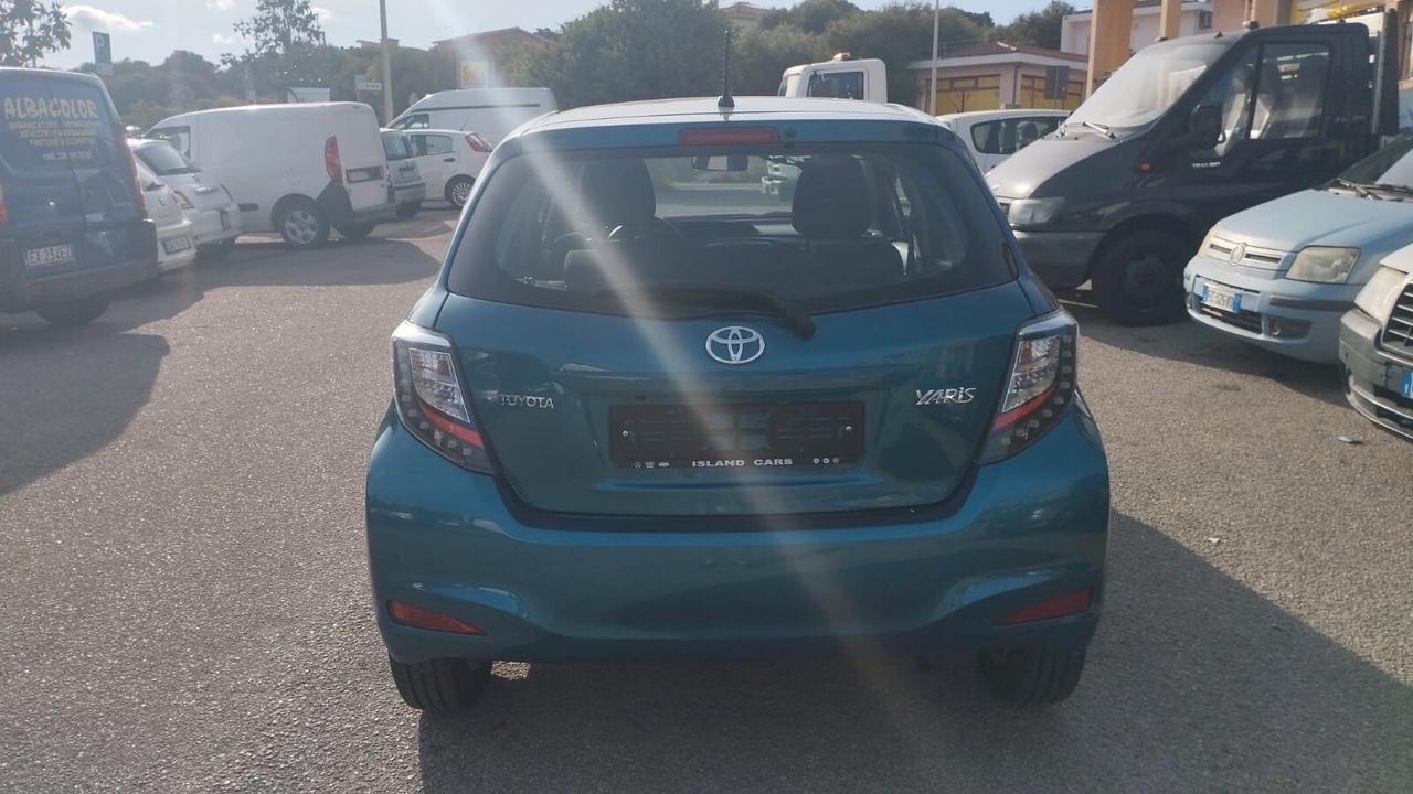 Toyota Yaris 1.0 5 porte