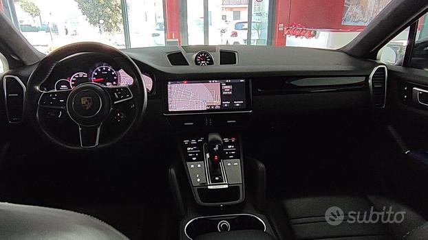 PORSCHE Cayenne Coupe 3.0 tiptronic "NAVI"LED"P