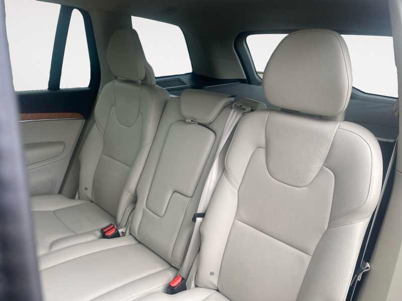 VOLVO XC90 2.0 b5 Momentum AwD GearTr.