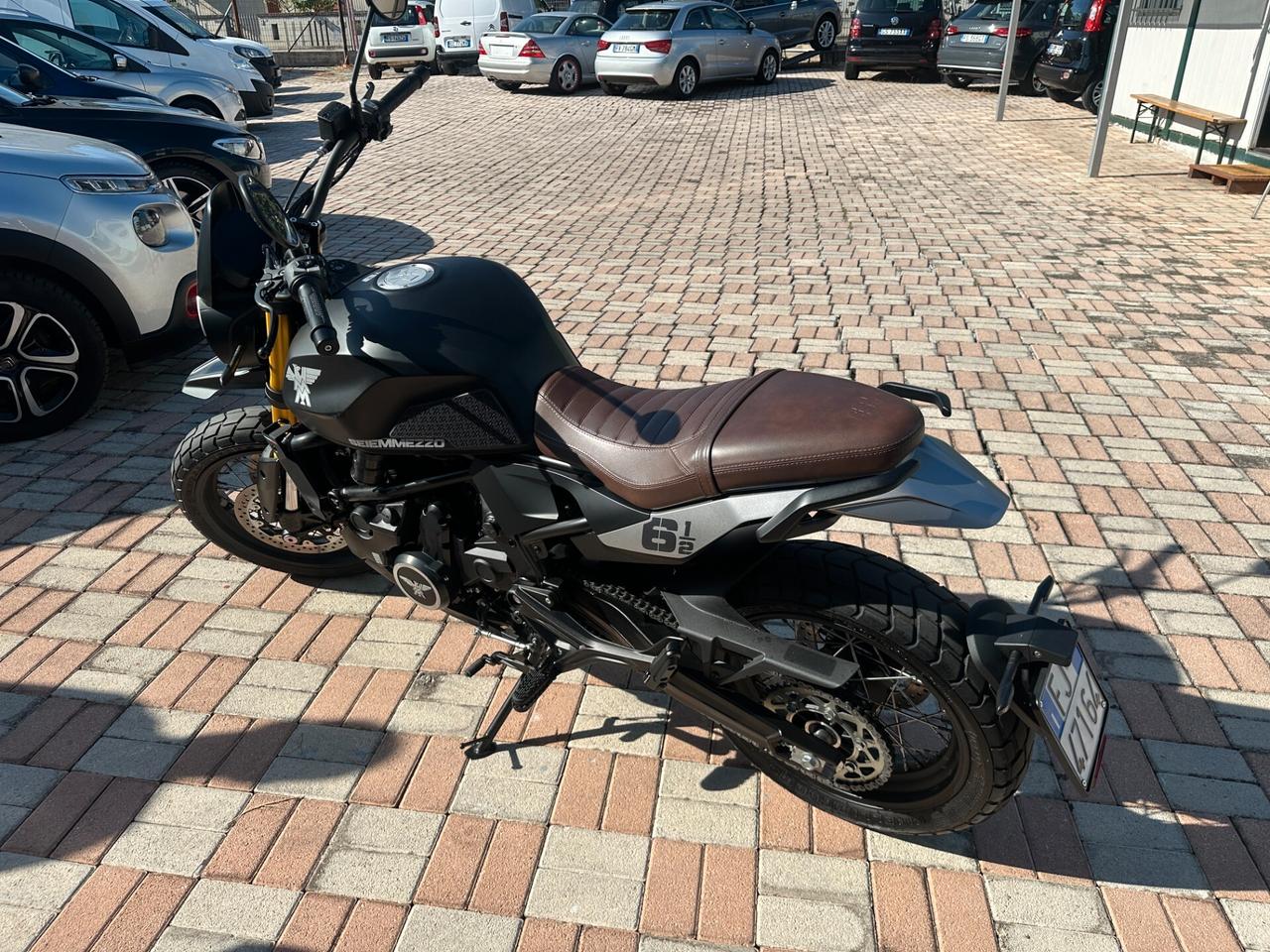 Moto Morini 6½ SEIEMMEZZO SCR (ABS)