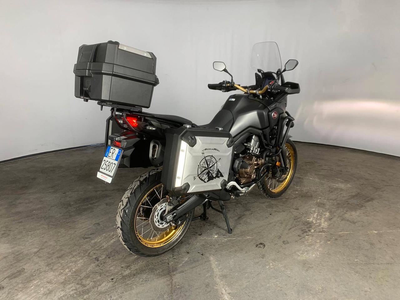 HONDA Africa Twin - Africa Twin CRF 1000 Travel Edition DCT Abs E4