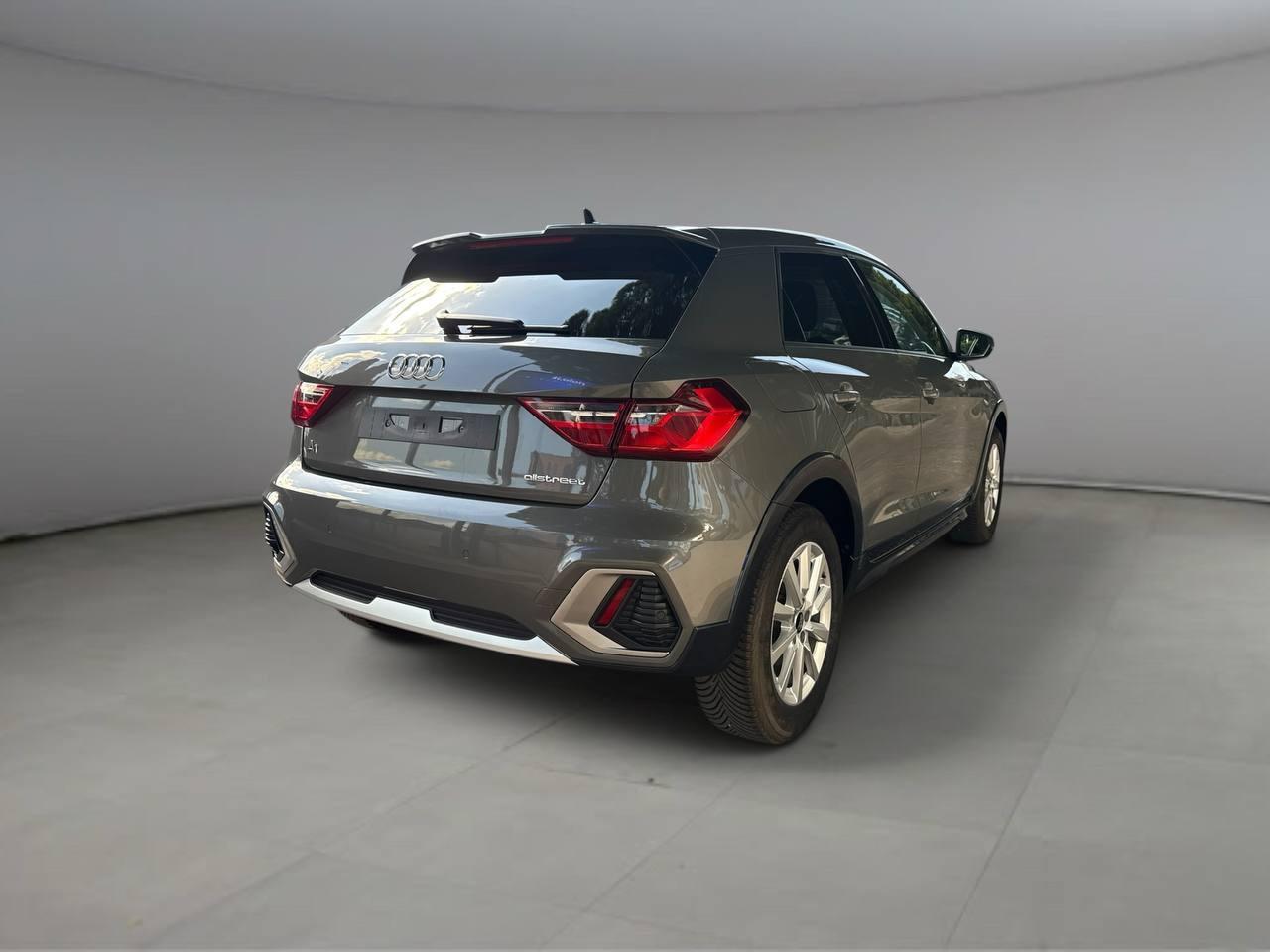 AUDI A1 II 2022 allstreet - A1 allstreet 30 1.0 tfsi Business 116cv