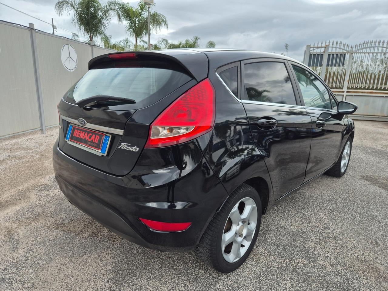 Ford FIESTA 1.4 TDCi 5p. Titanium RESTAYLING NUOVA