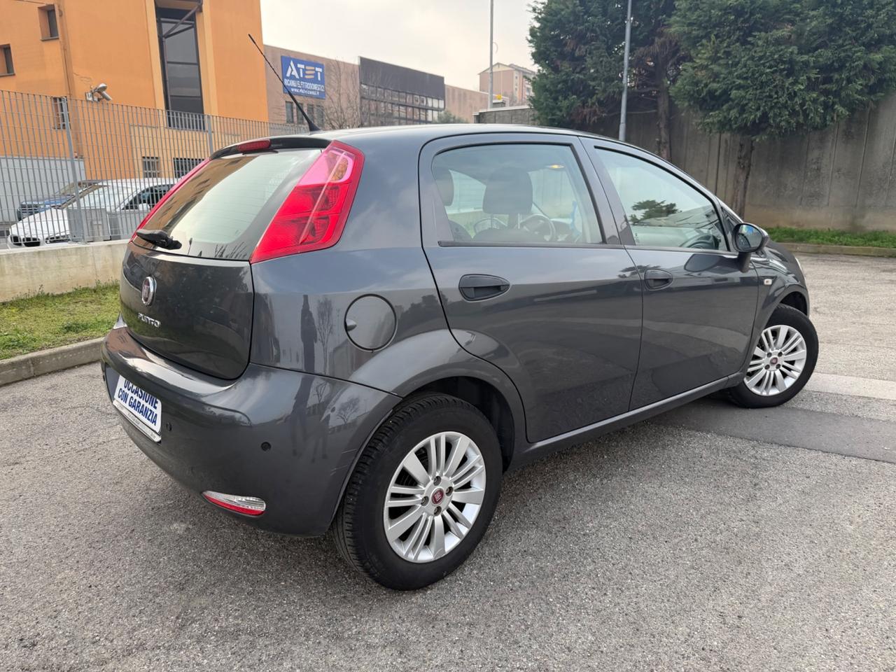 Fiat Punto 1.2 5 porte Lounge soli km 84000