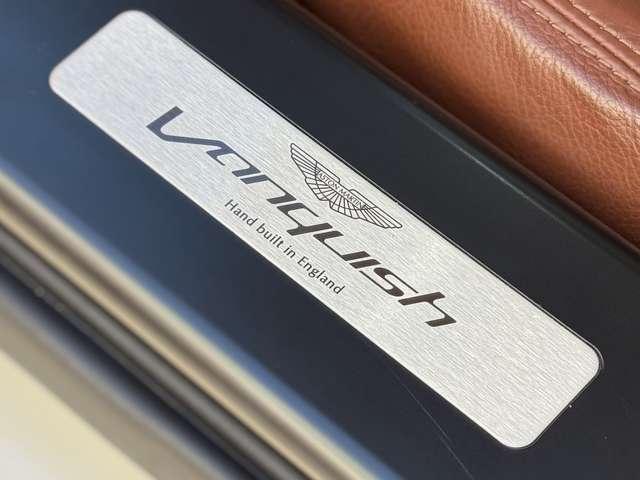 Aston Martin Vanquish Coupe 6.0 V12 touchtronic 2 Carbon Cer/Carbon Pack