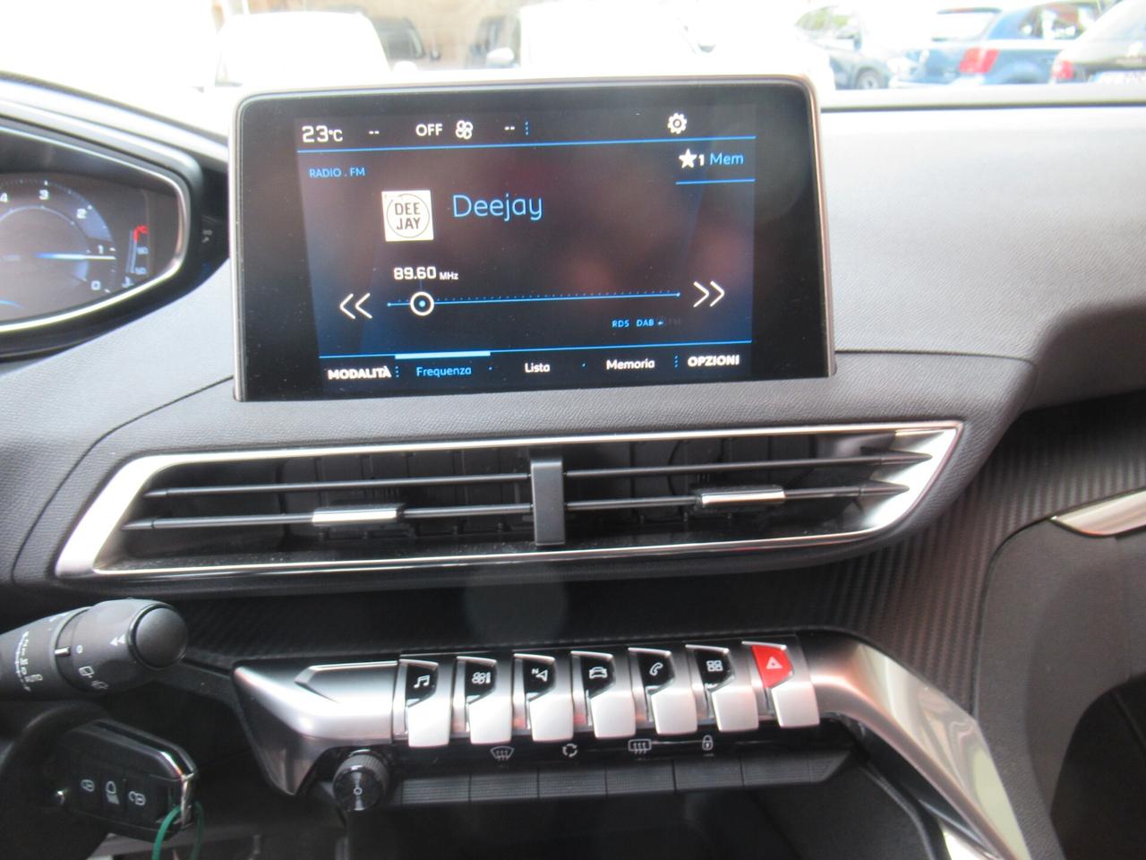 Peugeot 3008 BlueHDi 130 S&S Business