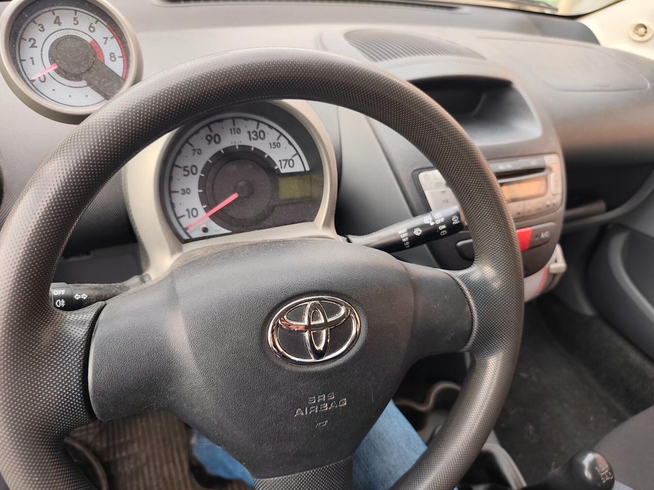 Toyota Aygo 1.0 Benz euro 4 neopatentati