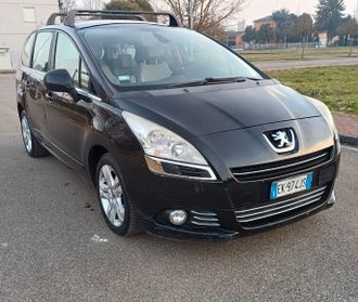 Peugeot 5008 1.6 HDi 112CV Féline
