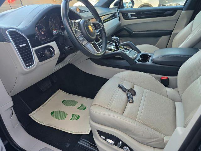 PORSCHE Cayenne Coupé 3.0 V6 E-Hybrid
