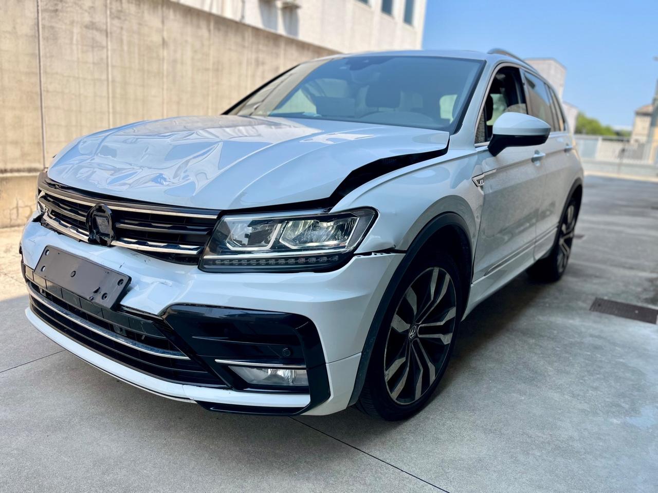 Volkswagen Tiguan 2.0 BiTDI SCR DSG 4MOTION Advanced R-Line BMT