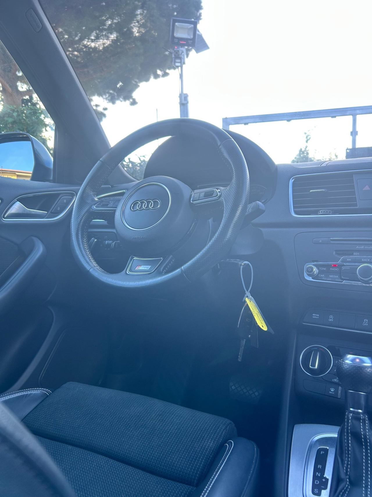 Audi Q3 2.0 TDI 120 CV S tronic line Edition