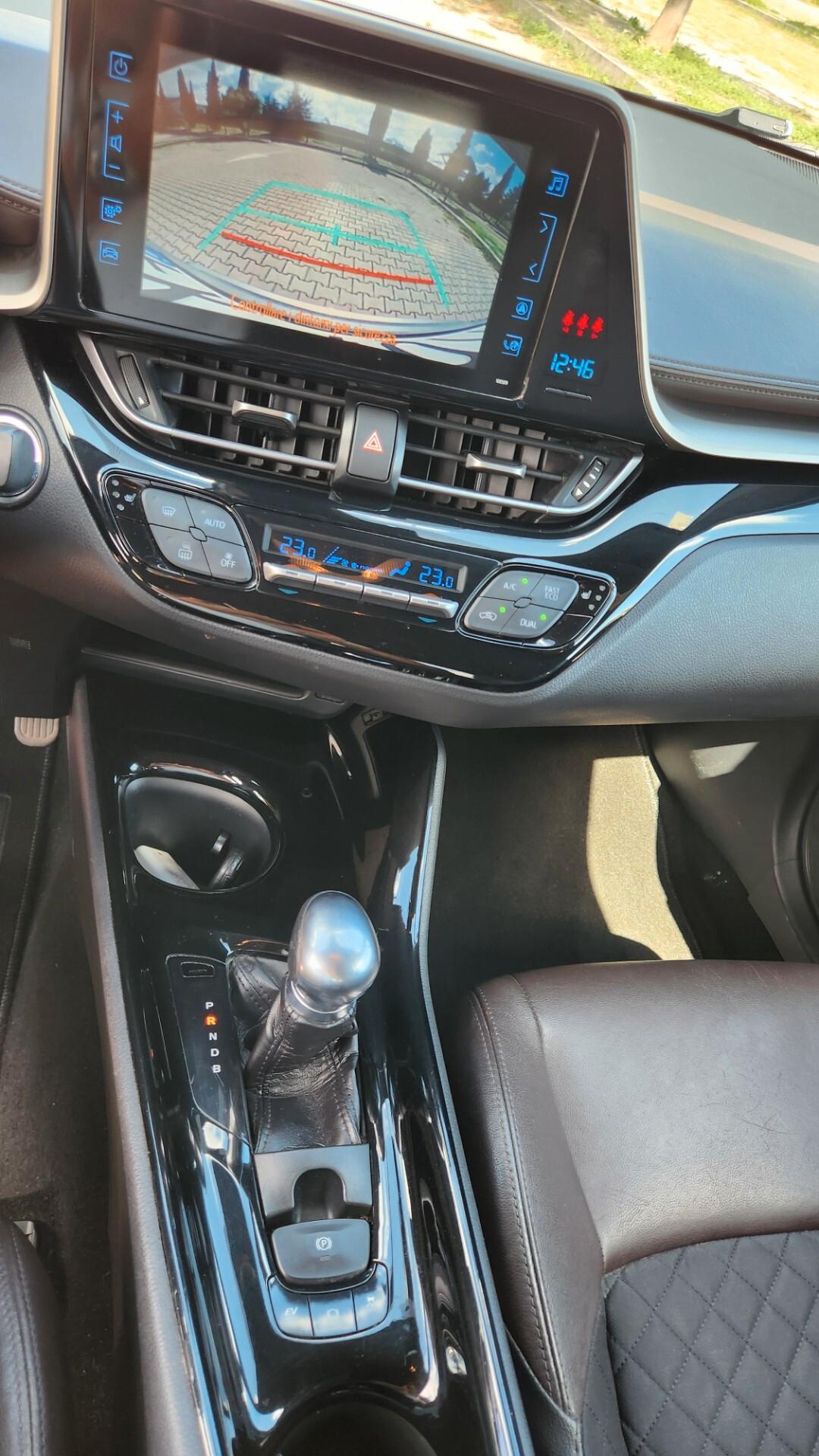 Toyota C-HR 1.8 Hybrid E-CVT Lounge