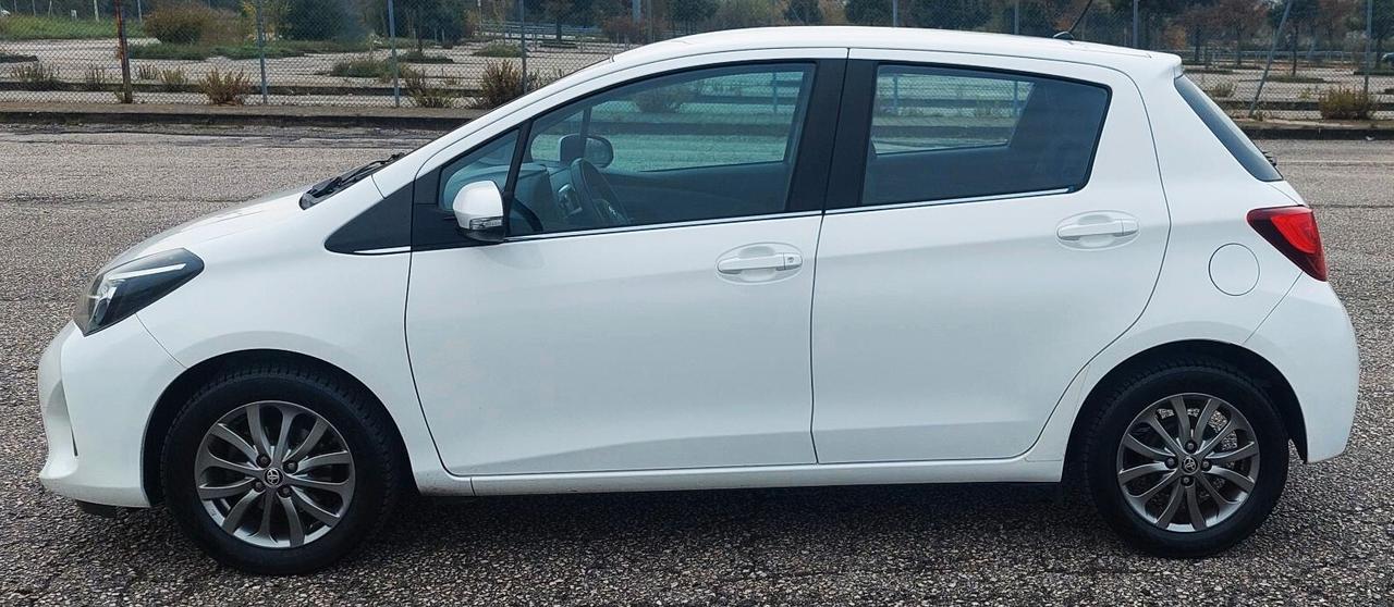 TOYOTA YARIS 1.0-UNICO PROPRIETARIO-NEOPATENTATI
