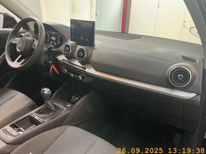 Audi Q2 30 TFSI Business Advanced