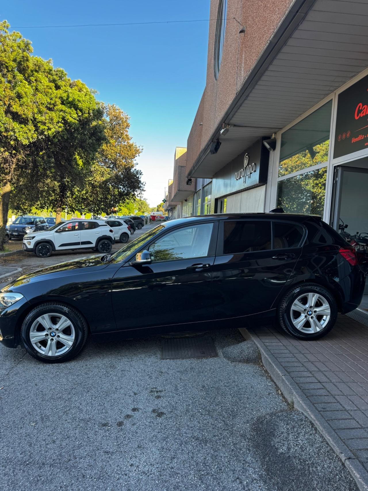 Bmw 116 116d 5p. Sport