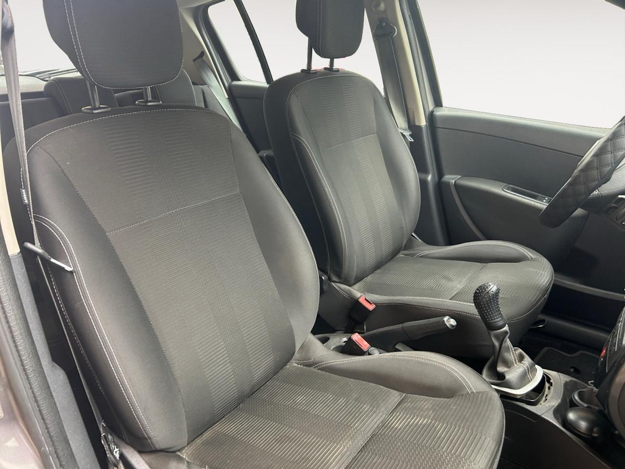 Renault Clio 1.2 16V 5 porte Dynamique