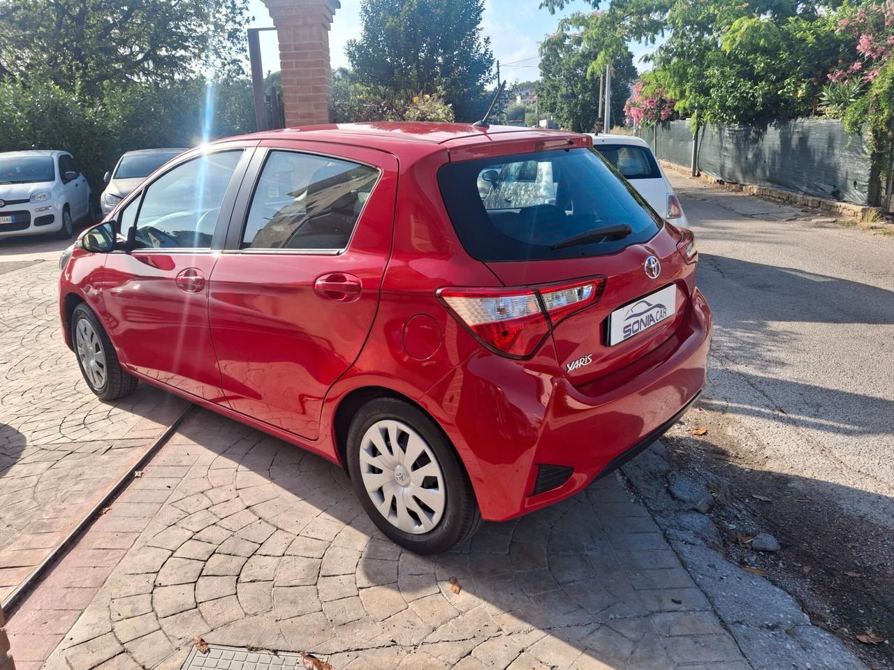 Toyota Yaris 1.0 5 porte Business neopatentati