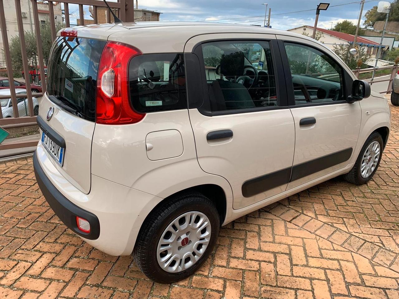 Fiat Panda 1.2 Lounge 69CV