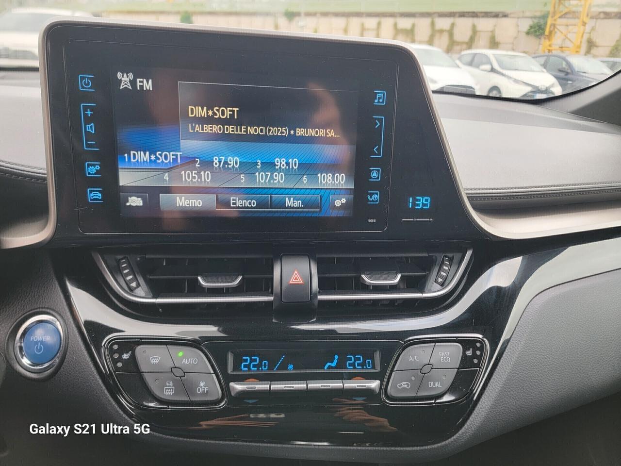 Toyota C-HR 1.8 Hybrid E-CVT Trend SOLO 49 MILA KM!