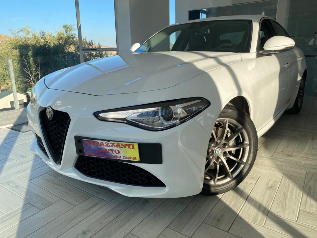 Alfa Romeo Giulia 2.2 TurboD B-tech AT8 FULL LED2020