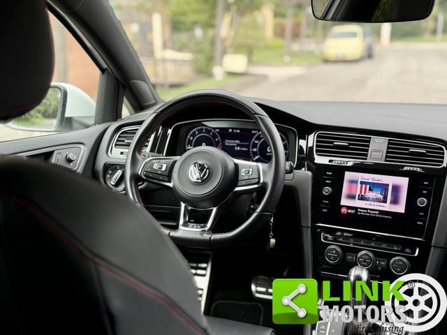 VOLKSWAGEN Golf GTI PERFORMANCE
