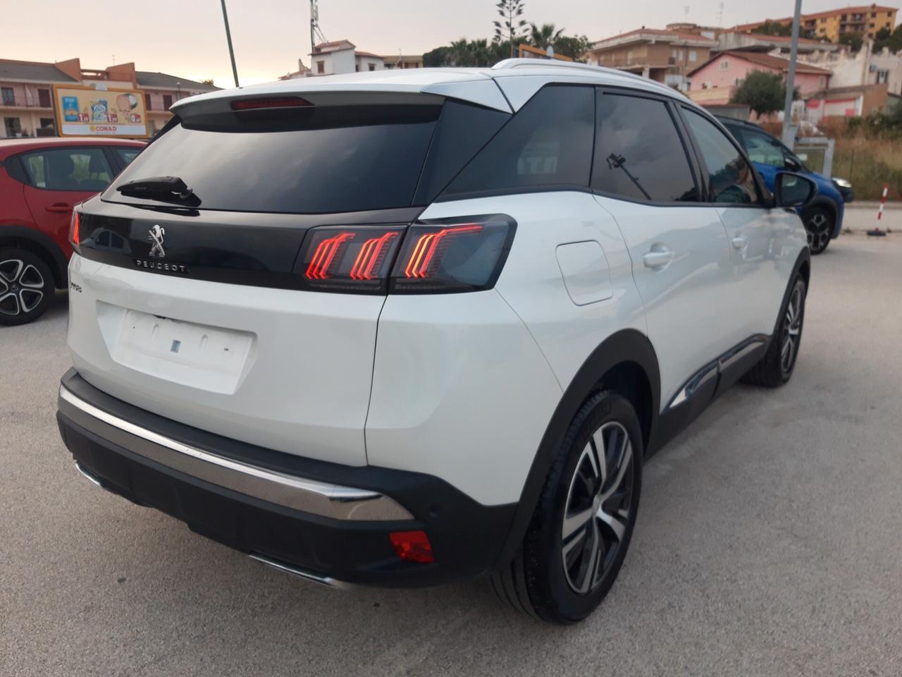 Peugeot 3008 BlueHDi 130 S&S EAT8 Allure