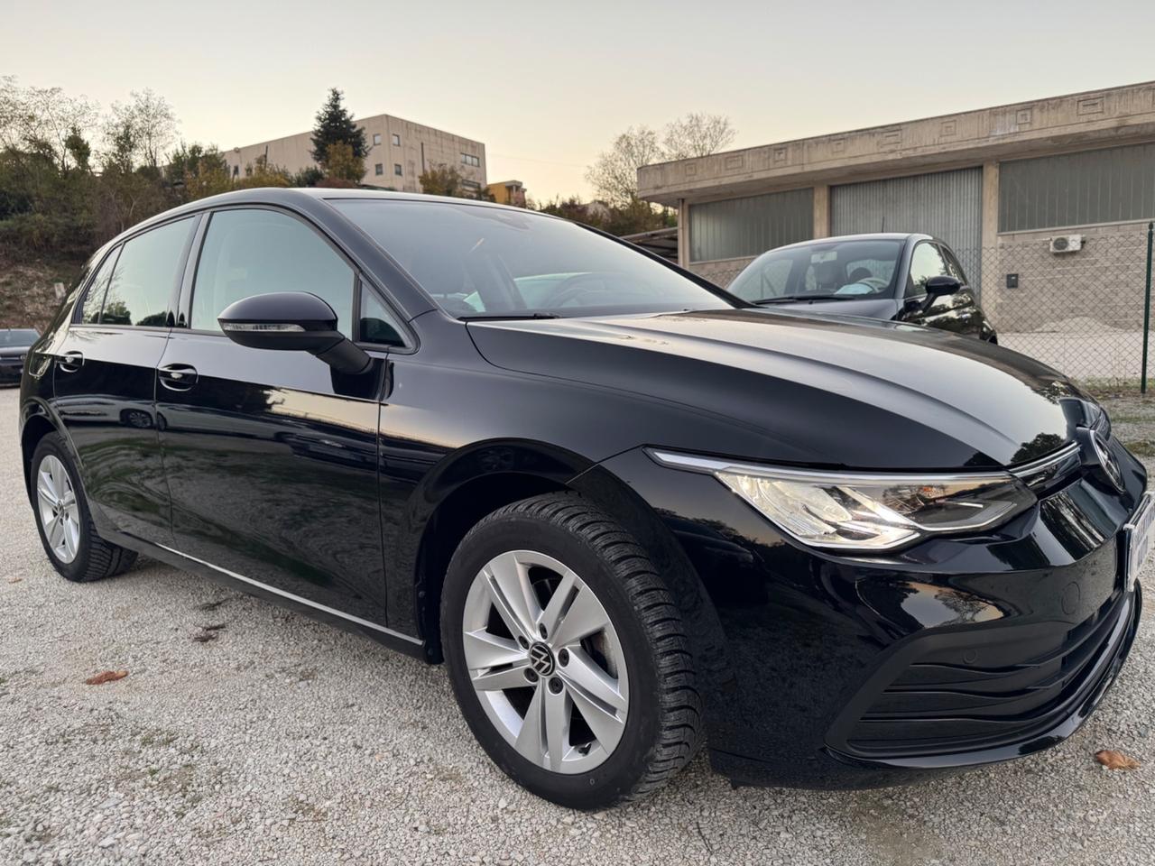 Volkswagen Golf 1.5 TGI 130Cv DSG Life