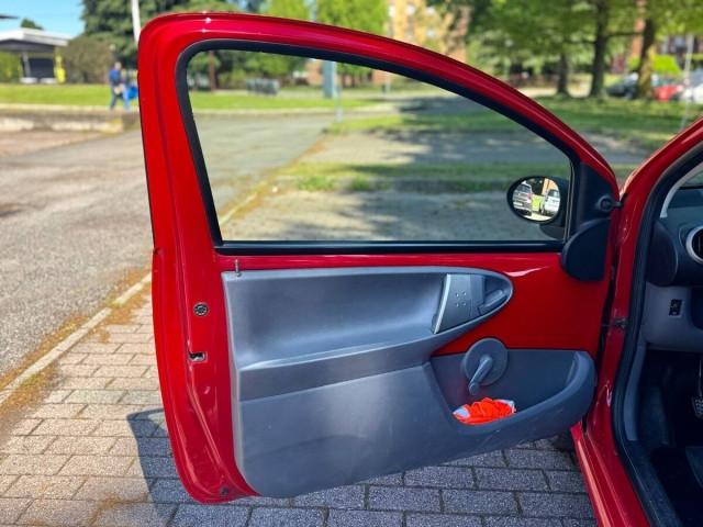 Peugeot 107 1.0 12v Allure (sweet years) 3p FL